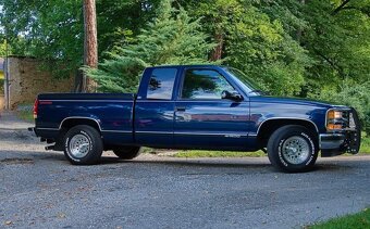 Chevrolet C1500 Silverado - 2