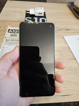 Predám Samsung S10E - 2