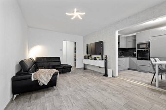 ASSENZIO-PREDAJ- 3 IZBOVÝ BYT s LOGGIOU-70,28m2- JURKOVIČOVÁ - 2