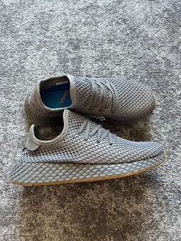 16x Pánské tenisky Adidas Deerupt Runner - 2