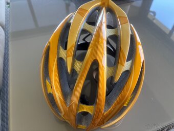 Cyklisticka prilba - 2