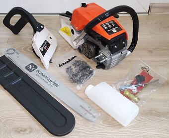 Benzínová motorová reťazová píla - 2