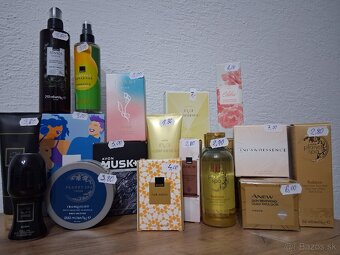 Avon kozmetika - 2