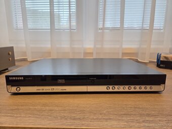 Predám SAMSUNG DVD HR735 hdd & dvd recorder - 2