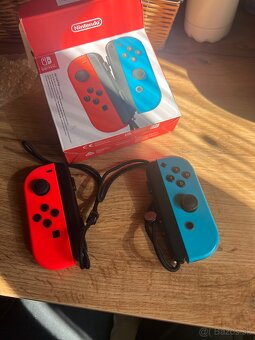 Nintendo swich controllers - 2