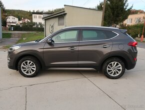 Odstúpim leasing na Hyundai Tucson 4x4 2,0 CRDi, plná výbava - 2