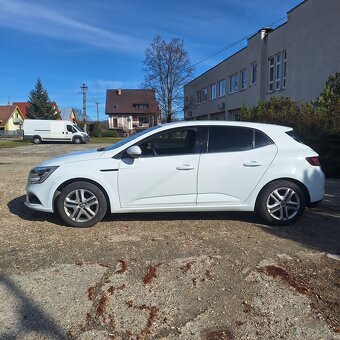 Renault Megane hatchback IV - 2