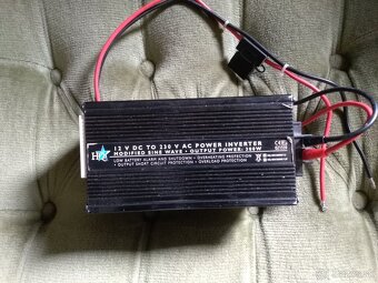 Menič napätia  HQ 300W 12V-230v - 2