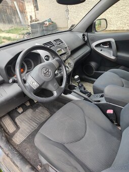 Toyota RAV4 D4D - 2