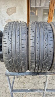 235/40R19 zánovné letné bridgestone - 2