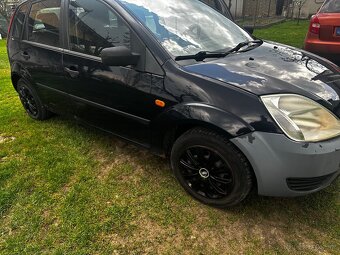 Ford fiesta - 2