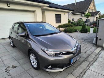 Toyota Auris, 1.6 benzín, 38 tis. KM, Nové kúp. na Slovensku - 2