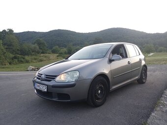 VW Golf 5 1.4 - 2