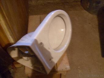 pr.zavesné wc. - 2
