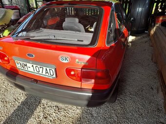 Ford Escort - 2