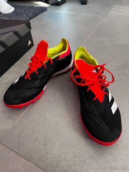 Adidas Predator - 2