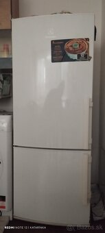 Chladnička s mrazničkou Electrolux - 2