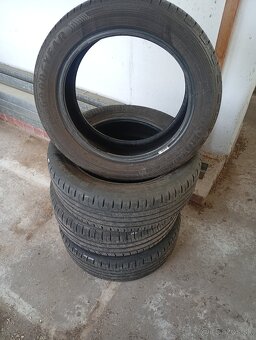 Predám gumi 195/55 r16 - 2