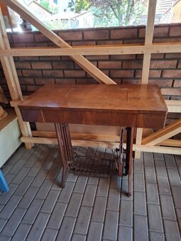 Šijací stroj funkčný Minerva - 2
