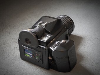 Pentax 645 - 2