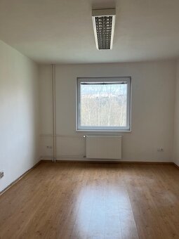 KANCELÁRSKY PRIESTOR 20m2 BENCÚROVA ULICA, STARÉ MESTO - 2