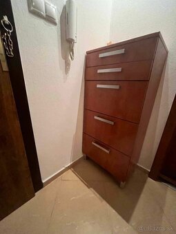 Skriňa . Komoda . Šatníkova skriňa na chodbu - 2