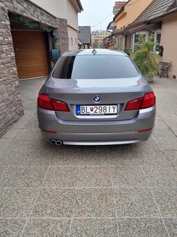 Auto BMW 5 Series 520 F10 - 2
