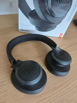 BLUETOOTH SLÚCHADLÁ - JBL Live500BT - 2