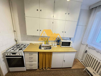 Prenajmem 3 izbový byt s parkovaním v centre v Nových Zámkoc - 2