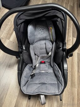 Kiddy evoluna autosedačka + isofix - 2