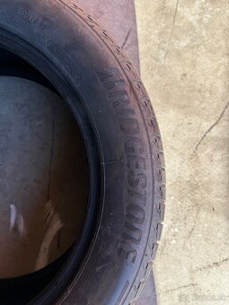 Gumy 215/55 r17 - 2