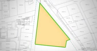 Na predaj veľký stavebný pozemok Zlatovce - Trenčín, 5357 m2 - 2