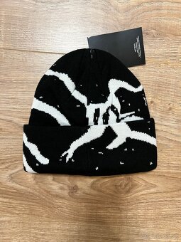 Zimna ciapka Arcteryx Grotto Beanie Black/White - 2