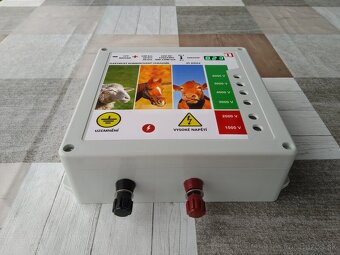 Elektrický, oplotok, ohradník, solár 12V/230V 25J - 2