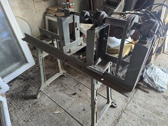 Sústruh na drevo - 2