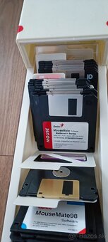 Box na diskety so starymi disketami - 2