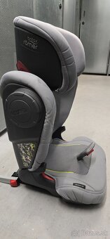 Autosedačka Britax Römer Kidfix III S - 2