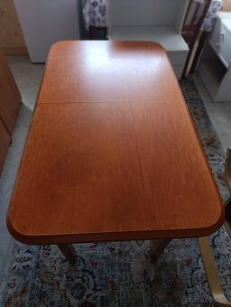 Predám jedálenský stôl - 2