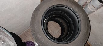 Predám 4 letne pneu 195/65 R 15 - 2