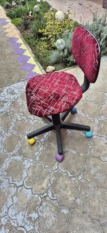 Otočná stolicka. - 2