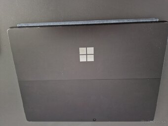 Microsoft Surface Pro 8 i7 / 16 GB RAM / 500 GB SSD - 2