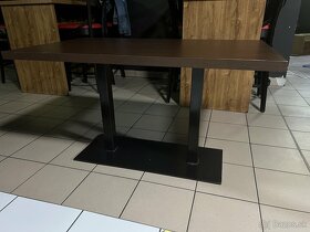 Stôl so železnou podnožou - 2