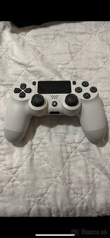 Plastation 4 pro - 2