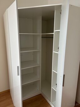Biela rohová šatníková skriňa - 2
