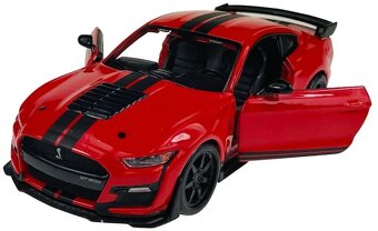 Model ford Mustang - 2