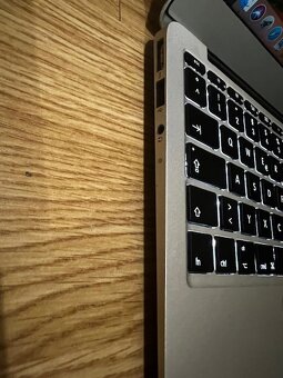 Pocitac Apple MacBook Air 11" Procesor i5 - 2