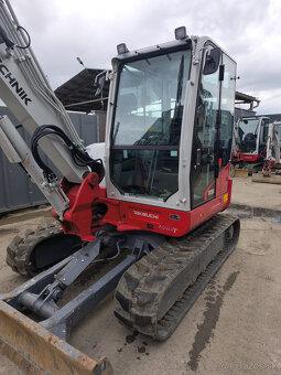 TAKEUCHI TB260 - DIESEL - 2