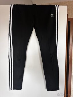 Dámske Adidas tepláky - 2