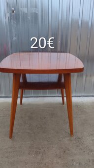 Predám starý stôl 6 x stoličky viď foto cena 100 eur spolu. - 2