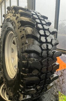 OFF Road Sada Pneu+Disky 31x10,50 R15 5x114,3 Jeep - 2